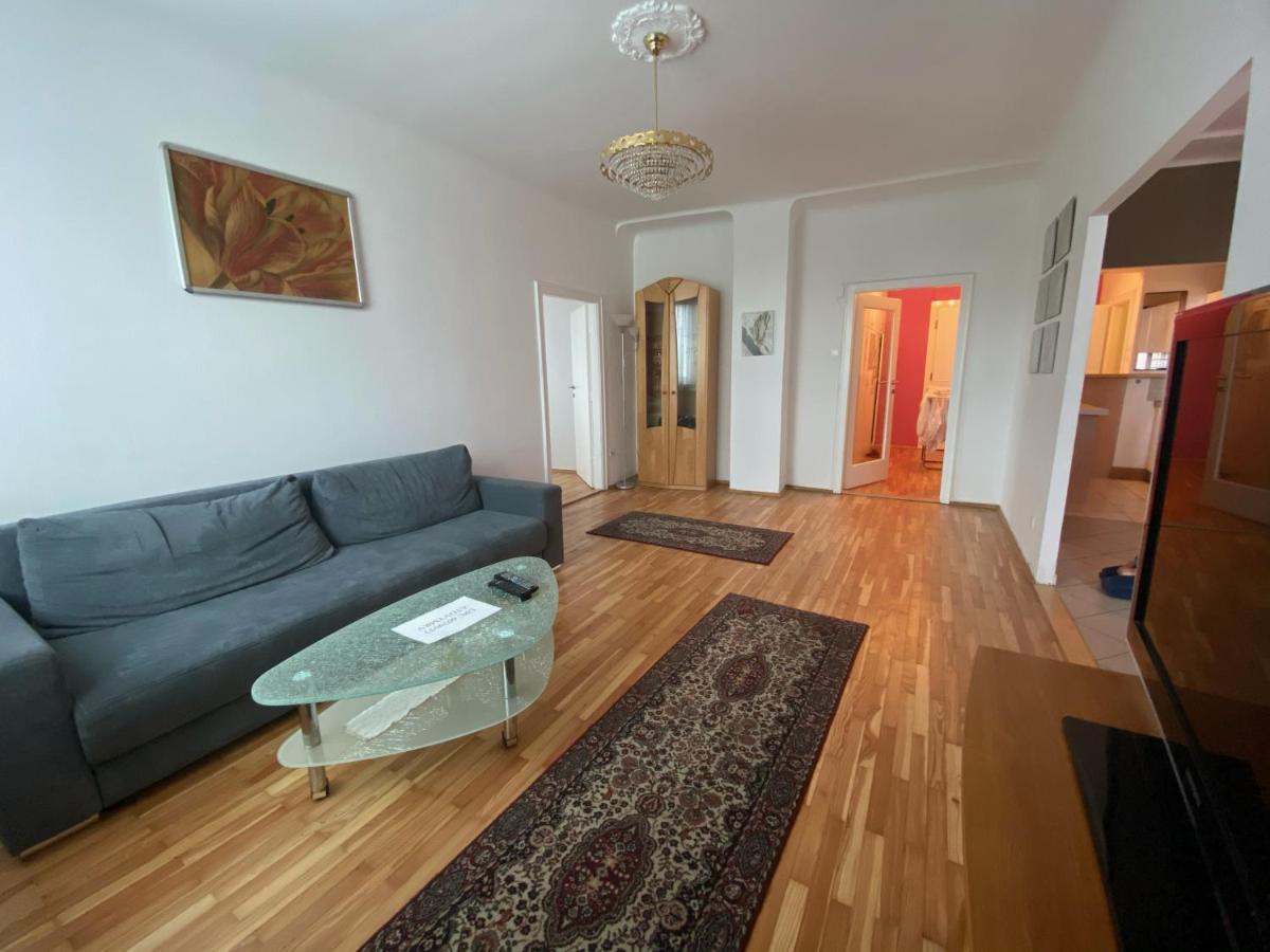 Apartment Domino Wien Eksteriør bilde